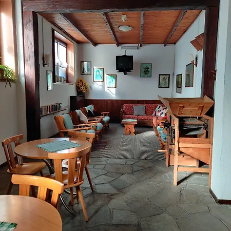 Des Amis Hotel